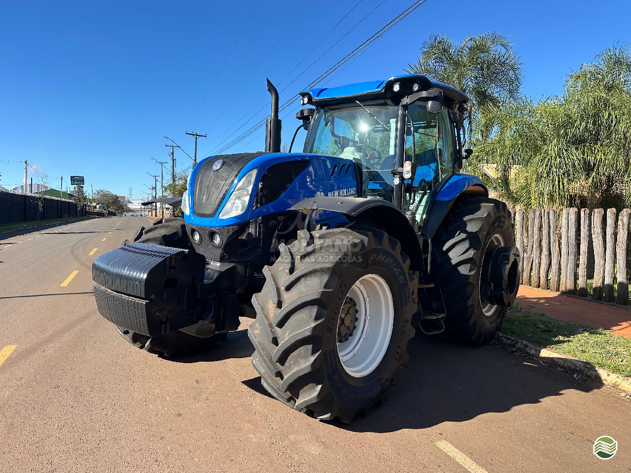 TRATOR NEW HOLLAND NEW T7 240 Tração 4x4 Montano Máquinas Agrícolas LAGOA VERMELHA RIO GRANDE DO SUL RS